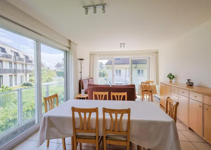 Near Belgian Coast With Terrace 오스트두인케르케